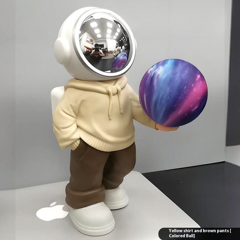 Spaceman Wireless Night Lamp