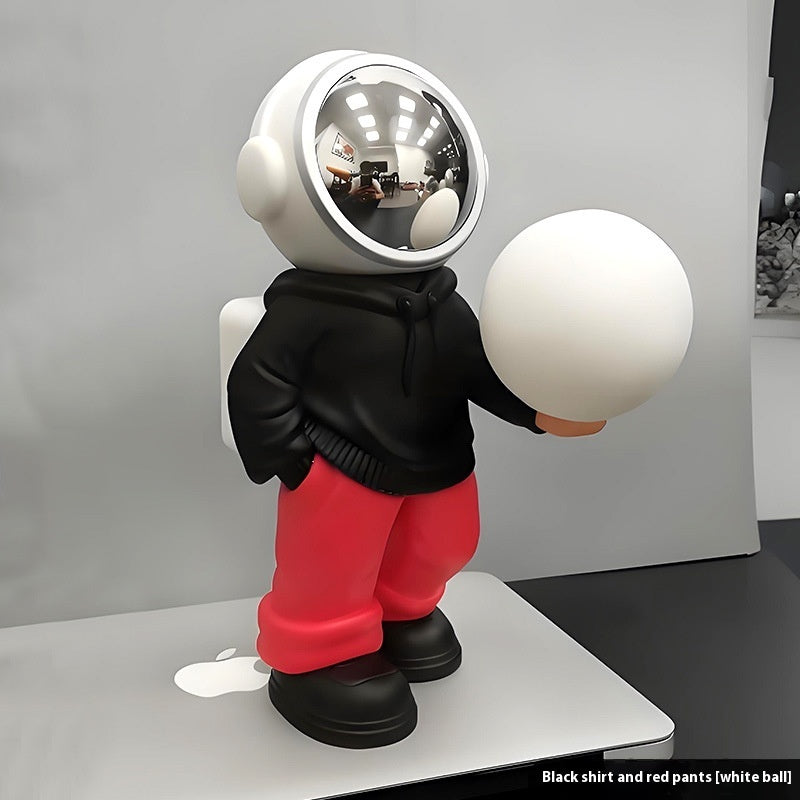 Spaceman Wireless Night Lamp
