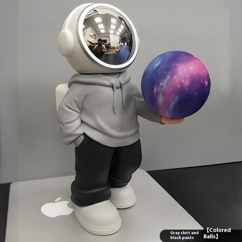 Spaceman Wireless Night Lamp