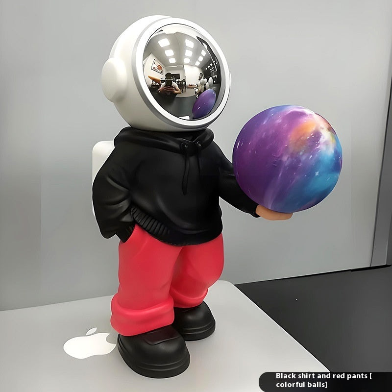 Spaceman Wireless Night Lamp